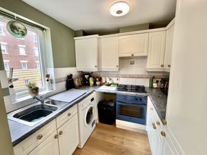 Photo 9- click for photo gallery